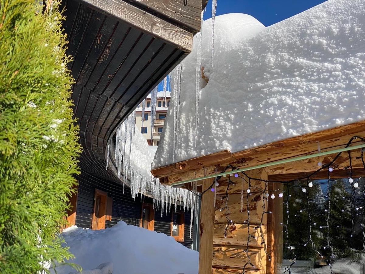Luxury Aparthotel Studenets Pamporovo Eksteriør billede