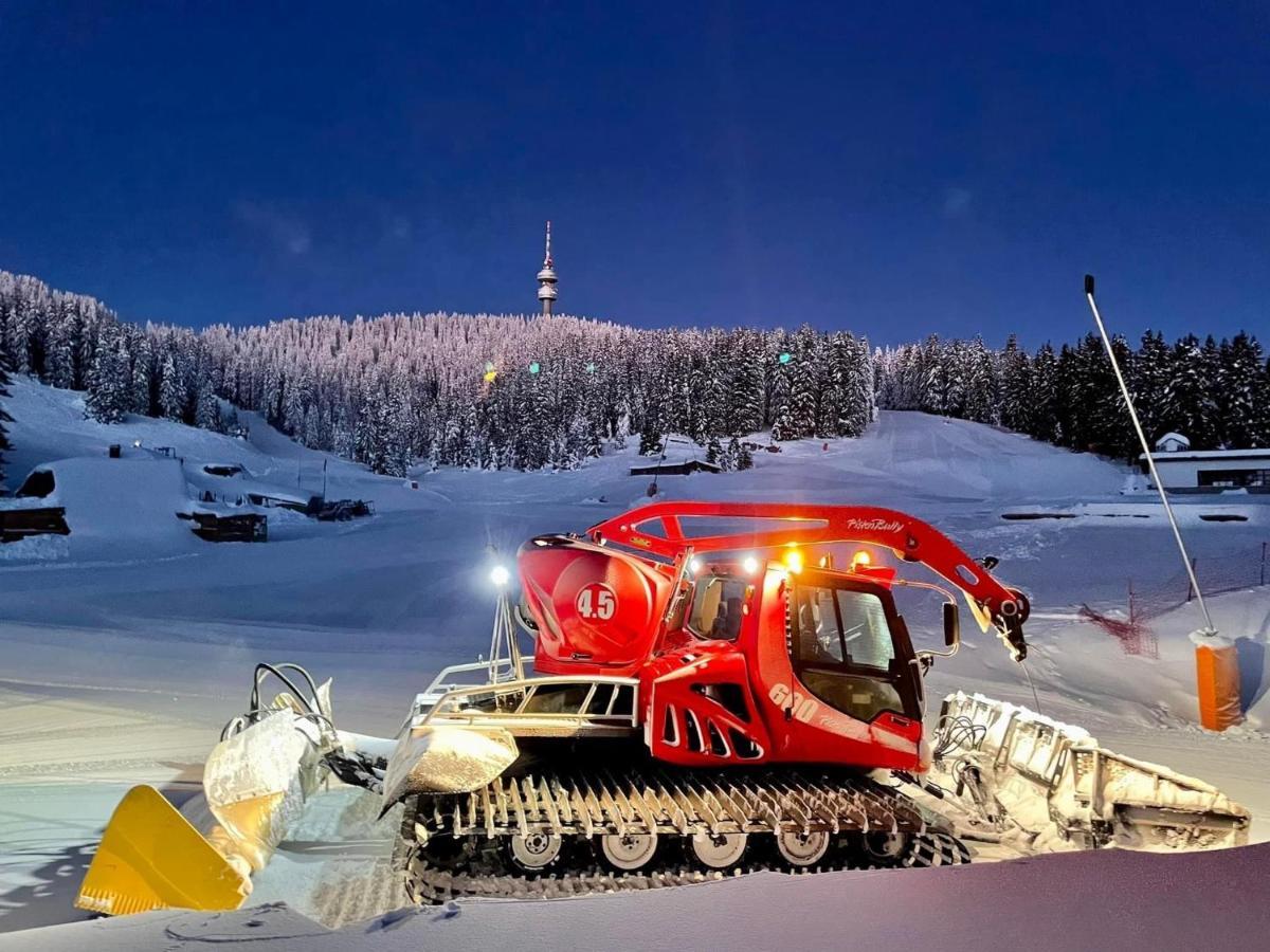 Luxury Aparthotel Studenets Pamporovo Eksteriør billede